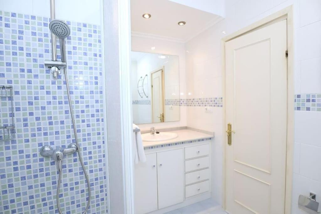 Notel Club - Precioso Apartamento Santander Buitenkant foto